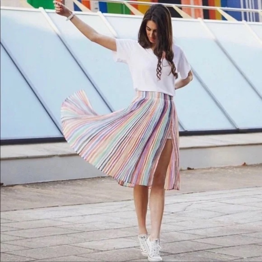 Zara Colorful Striped Pleated Skirt
